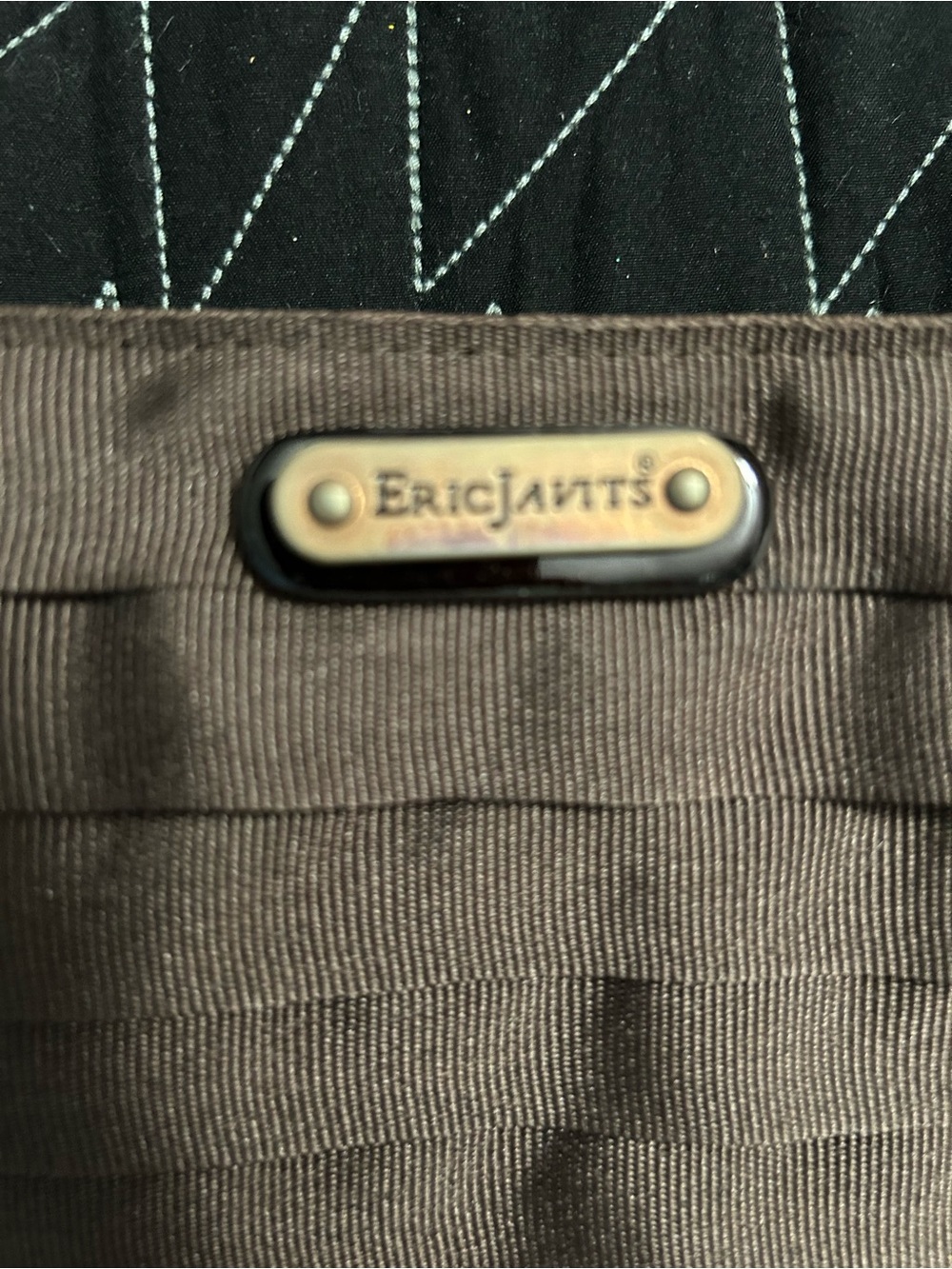 EUC Eric Javits New York Chocolate Brown Pleated Shoulder Bag with Gold Accents - Picture 2 of 14